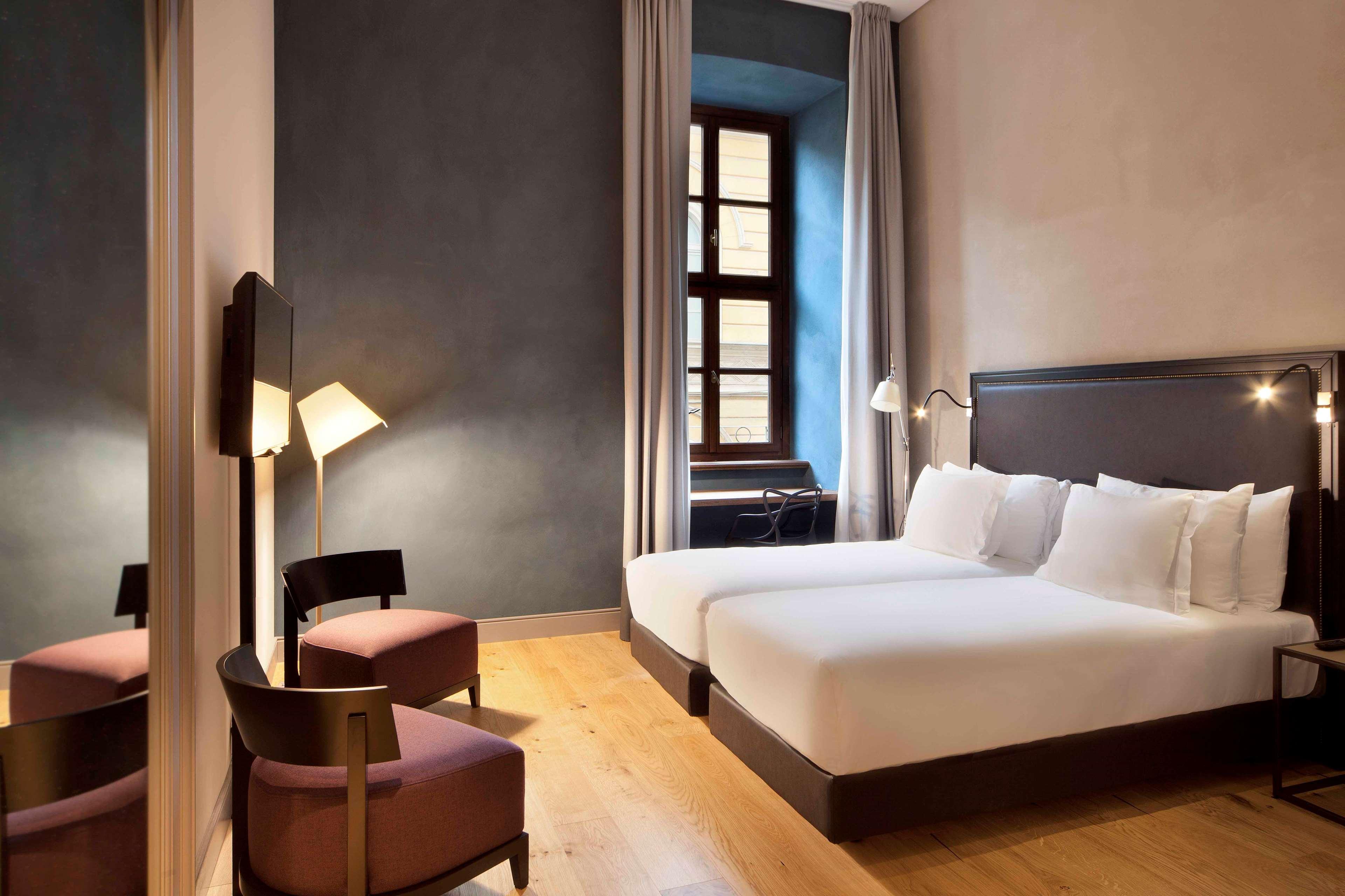 Nh Collection Torino Piazza Carlina Hotel Екстериор снимка