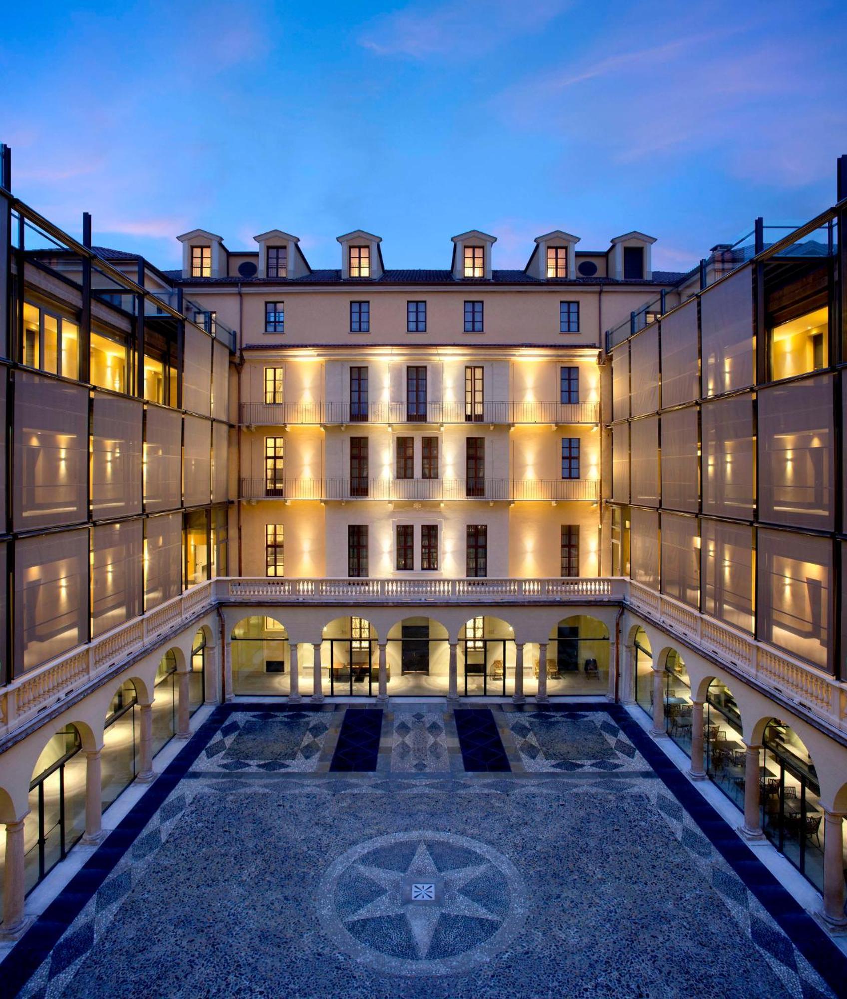 Nh Collection Torino Piazza Carlina Hotel Екстериор снимка